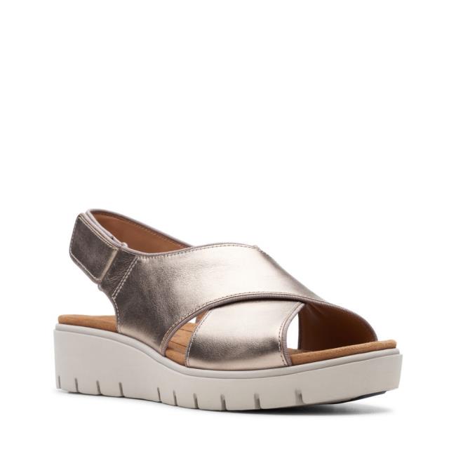 Clarks Un Karely Sun Women's Sandals Gold Metal | CLK804FYX