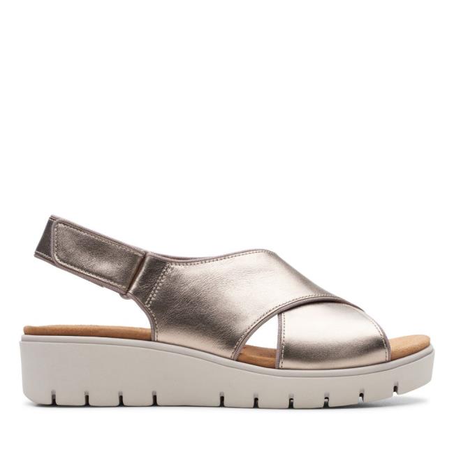 Clarks Un Karely Sun Women\'s Sandals Gold Metal | CLK804FYX
